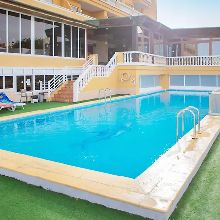Otel De Adeje 3*