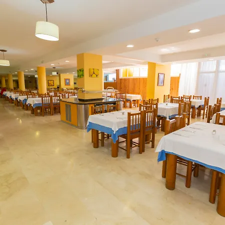 De Adeje מלון 3*