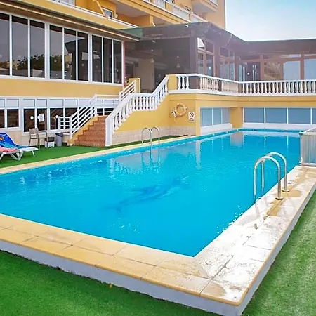 Hotel De Adeje 3*