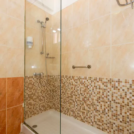 Otel De Adeje 3*